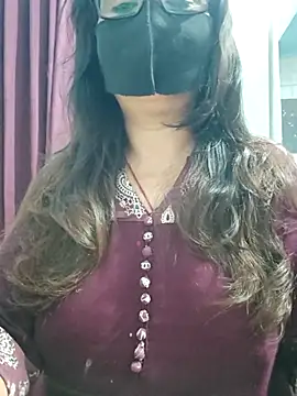 Snapshot of Aishwaryaa_69 chatting on 07.11.26 Aishwaryaa 69 online show from 07.11.26