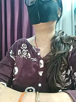 Snapshot of Aishwaryaa_69 chatting on 07.17.26 Aishwaryaa 69 online show from 07.17.26