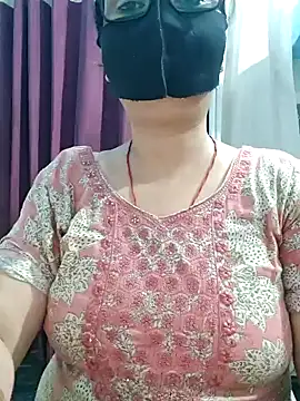 Snapshot of Aishwaryaa_69 chatting on 07.22.26 Aishwaryaa 69 online show from 07.22.26