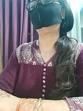Snapshot of Aishwaryaa_69 chatting on 07.26.26 Aishwaryaa 69 online show from 07.26.26