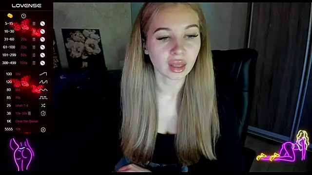 Snapshot of _NigoNika chatting on 11.07.25 NigoNika online show from 11.07.25