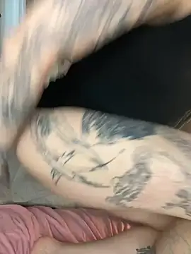 Snapshot of giuli_zerozero chatting on 03.19.26 giuli zerozero online show from 03.19.26