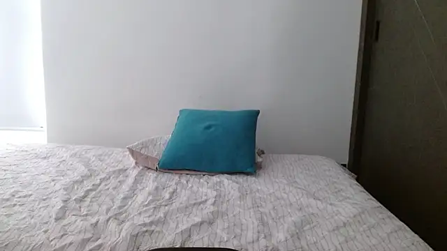 scarleth xue online show from 11.28.25