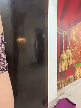 Snapshot of Cute-Russian chatting on 11.19.25 Cute-Russian online show from 11.19.25