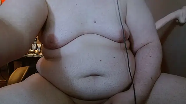 Snapshot of cosmicjones chatting on 12.25.24 cosmicjones online show from 12.25.24