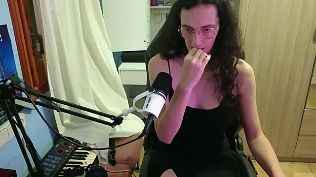 MemiKouki online show from 05.12.26