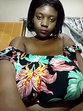 Snapshot of mloghyfsa chatting on 12.20.25 mloghyfsa online show from 12.20.25