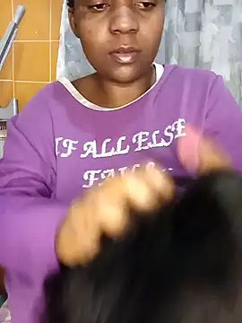 Snapshot of mloghyfsa chatting on 01.17.26 mloghyfsa online show from 01.17.26