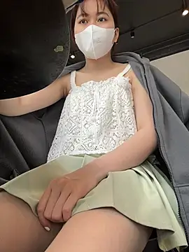 Lami Mi online show from 02.28.25