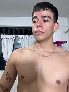 its liam18 online show from 03.11.25