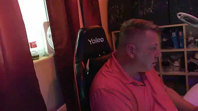 Mic Oxinner online show from 10.04.25