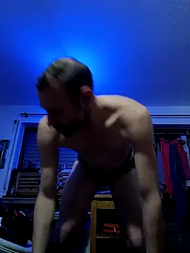 Snapshot of Maja_hole69 chatting on 10.31.25 Maja hole69 online show from 10.31.25