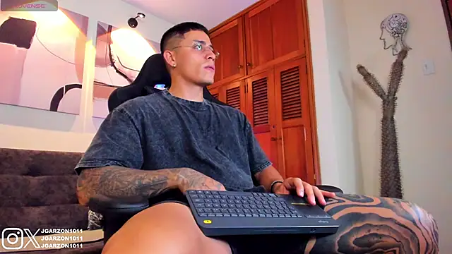  joansoto online show from 02.19.26