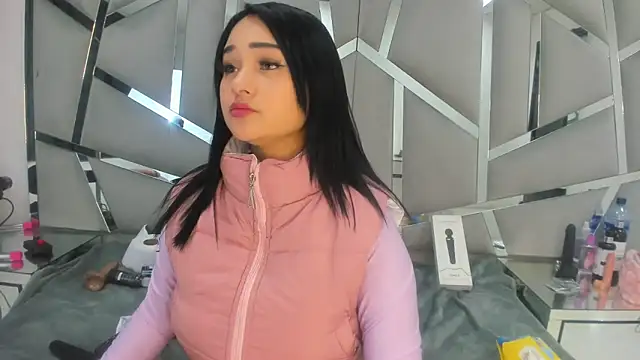 Catherinee69 x online show from 01.12.25