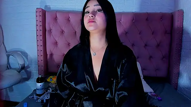 Catherinee69 x online show from 01.14.25