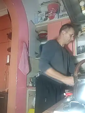 Snapshot of Viause_Kentauelle chatting on 02.17.26 Viause Kentauelle online show from 02.17.26