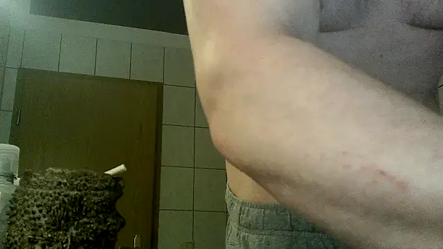 Snapshot of donhulio482 chatting on 03.15.25 donhulio482 online show from 03.15.25