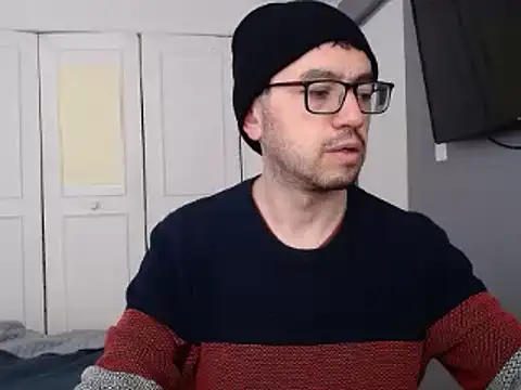 Snapshot of Diptongo chatting on 12.03.24 Diptongo online show from 12.03.24