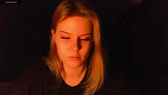VoluptuousDreams online show from 01.26.25