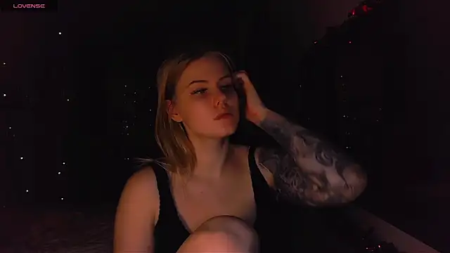 VoluptuousDreams online show from 02.01.25