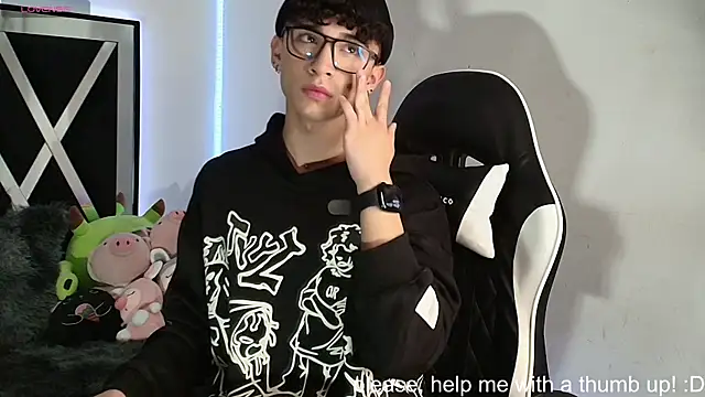 Snapshot of Niico_Cruz chatting on 12.03.24 Niico Cruz online show from 12.03.24