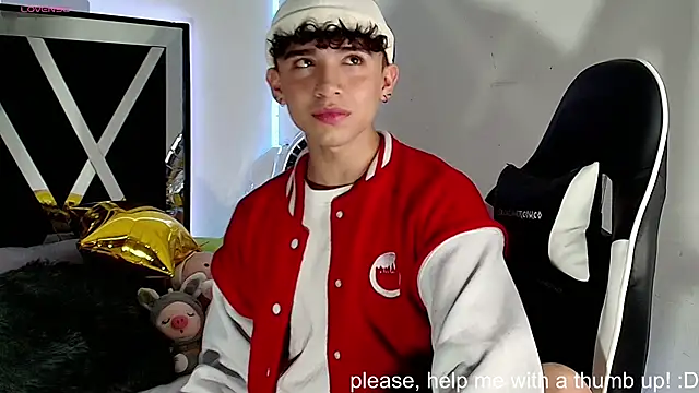 Snapshot of Niico_Cruz chatting on 12.13.24 Niico Cruz online show from 12.13.24