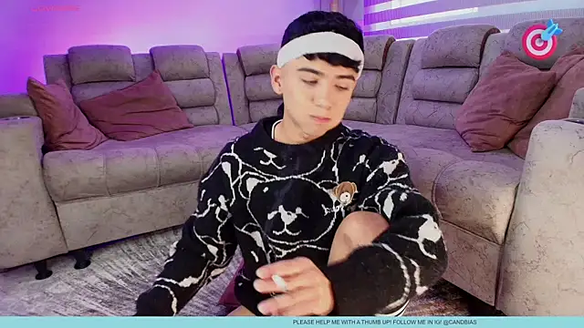 Snapshot of Niico_Cruz chatting on 09.19.25 Niico Cruz online show from 09.19.25