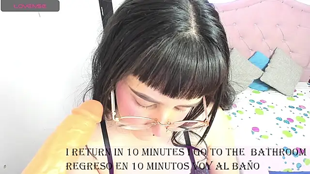 Snapshot of Katalina_novoa chatting on 01.17.25 Katalina novoa online show from 01.17.25