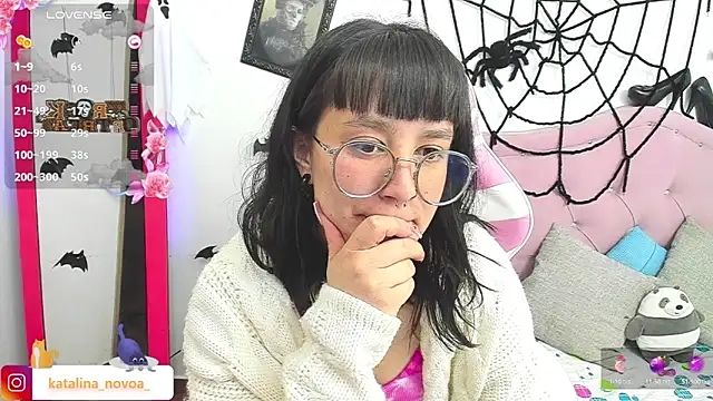 Snapshot of Katalina_novoa chatting on 10.16.25 Katalina novoa online show from 10.16.25