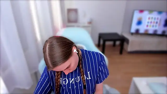 StellaLawless online show from 03.09.25