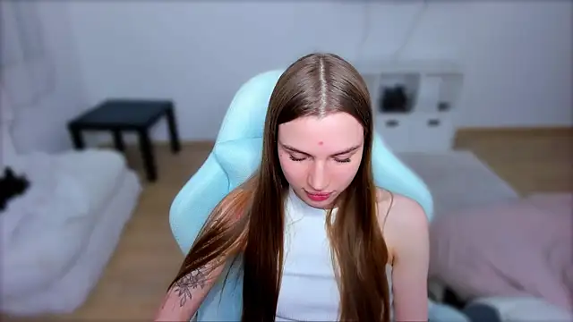 StellaLawless online show from 03.16.25