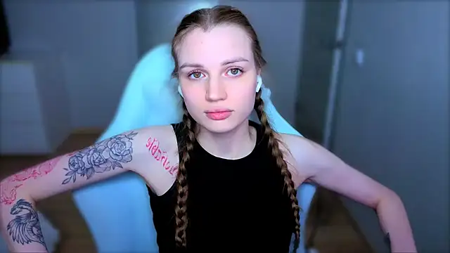 StellaLawless online show from 05.01.26