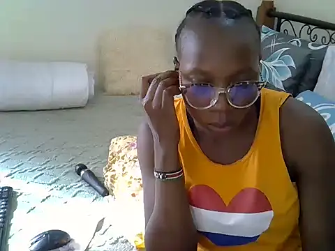 Sweet Bear online show from 05.31.26