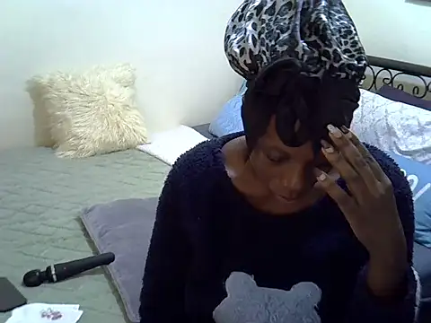 Sweet Bear online show from 06.03.26