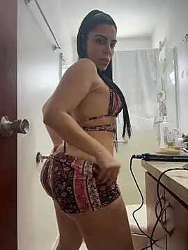 valecruz903 online show from 02.24.26