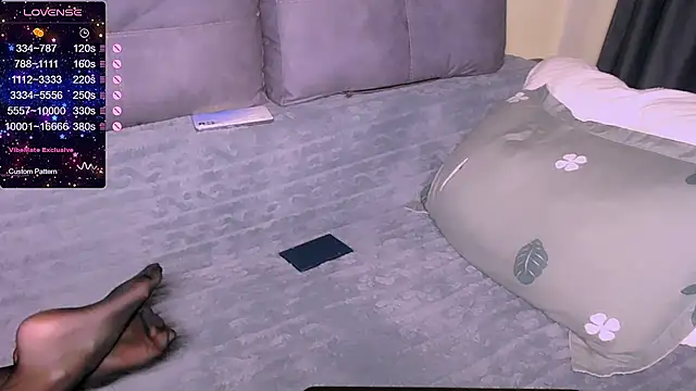 Snapshot of Lina_Owl chatting on 11.25.25 Lina Owl online show from 11.25.25