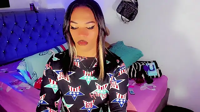 Zakura hot1 online show from 11.04.25