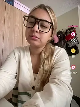 Miabonnett  online show from 05.05.26