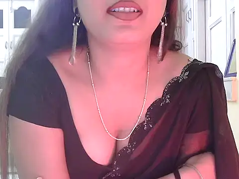 Model-Tanya online show from 11.13.25