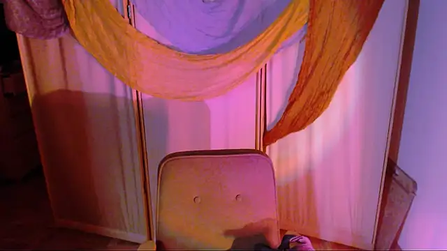 Malinax online show from 10.21.25