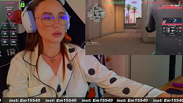 Snapshot of Emili1- chatting on 01.21.25 Emili1- online show from 01.21.25