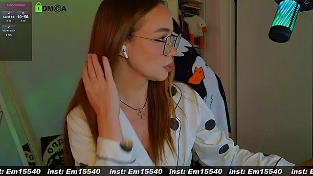 Snapshot of Emili1- chatting on 01.31.25 Emili1- online show from 01.31.25