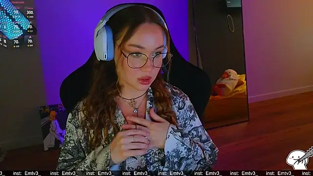 Emili1- online show from 07.24.26