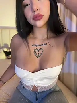 Snapshot of eva_elifee chatting on 03.26.26 eva elifee online show from 03.26.26