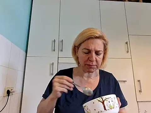 FrauleinSchmitt online show from 02.21.25