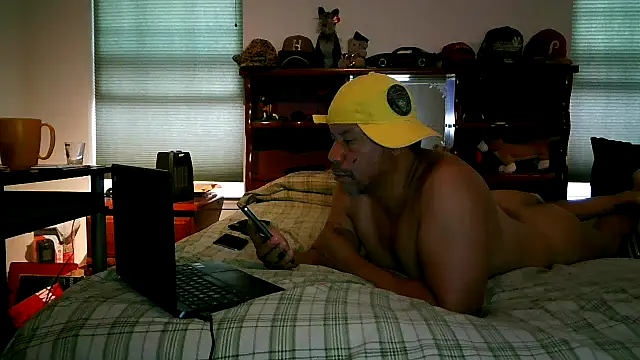 Snapshot of pimpdaddy4ever chatting on 05.21.26 pimpdaddy4ever online show from 05.21.26