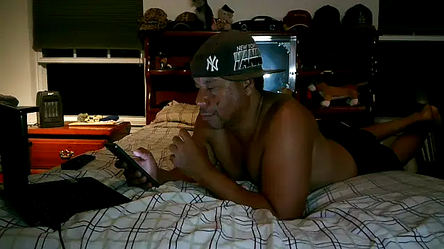 Snapshot of pimpdaddy4ever chatting on 06.19.26 pimpdaddy4ever online show from 06.19.26
