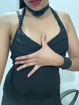 Snapshot of little_shadow chatting on 12.22.24 little shadow online show from 12.22.24