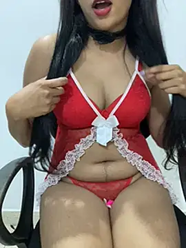 Snapshot of little_shadow chatting on 01.19.25 little shadow online show from 01.19.25