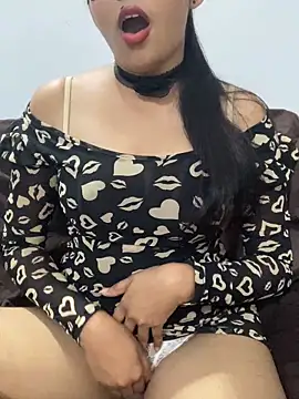 Snapshot of little_shadow chatting on 03.03.25 little shadow online show from 03.03.25